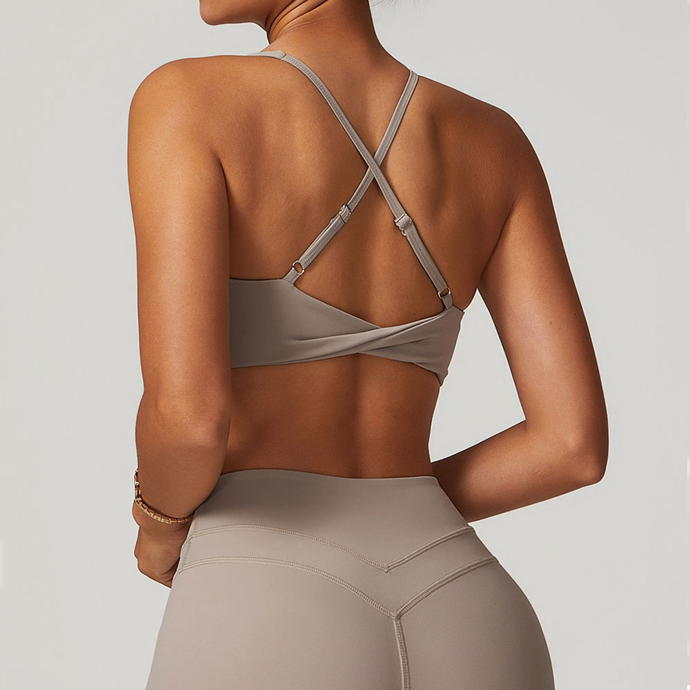 JUREN Biustonosz sportowy Dams – Plunge Bra Push Up recenzja i cena